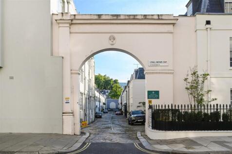 12a-Lyall-Mews (19).JPG