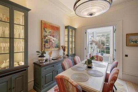 Maskells-32 Norland Square-31_Hi.jpg