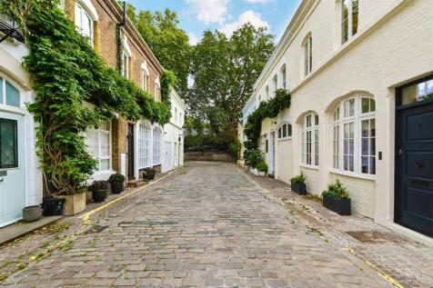 14-Ennismore-Gardens-Mews (21).JPG