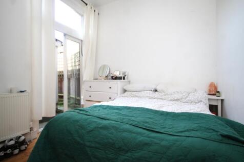 Bedroom2