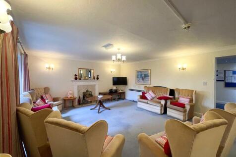 Communal Lounge
