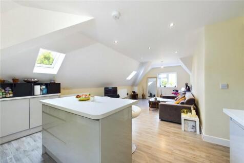 Living Room/Kitchen