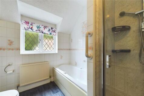 Master En-Suite