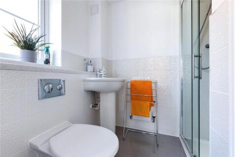 Bed 2 En Suite