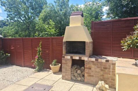 Built In BBQ