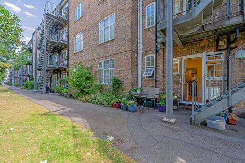 Property Image 8