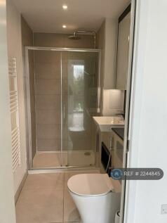 Ensuite Shower