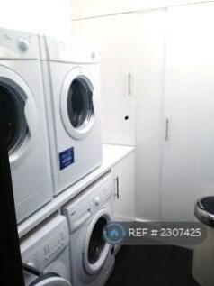 Communal Laundry 