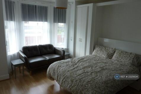 Lounge / Bedroom