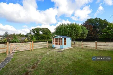 Garden And Summerhouse