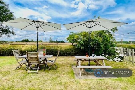 Great Outdoors Entertaining Area