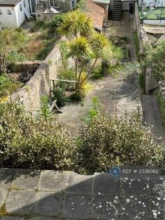 Garden (Raised- South Facing)