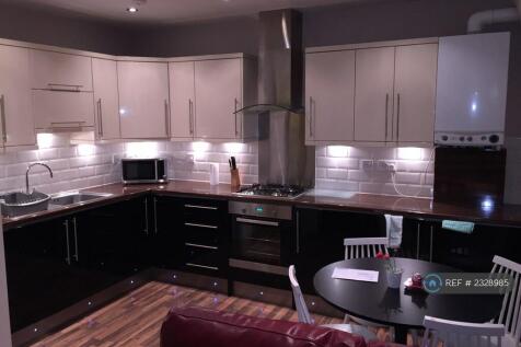 Kitchen (Open Plan)