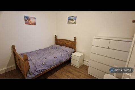 Small Bedroom