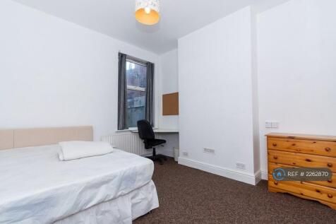 R2 Large Double Ground Floor