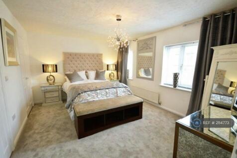Master Bedroom With Ensuite.