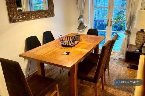 6 Seater Ding Table / Work Area.