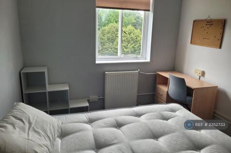 Standard Bedroom