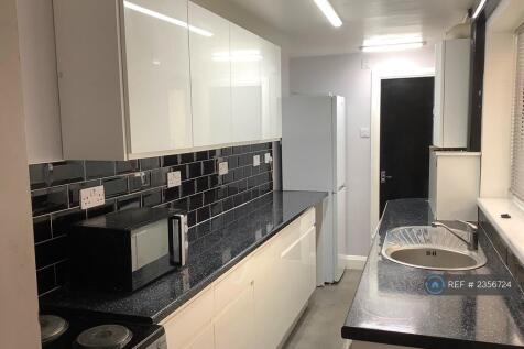 Kitchen Picture 4