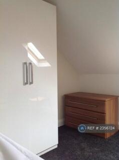 Loft Room Picture 1