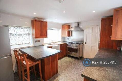 Fantastic Kitchen With 6 Ring Hob