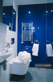 47 Ronin Ensuite