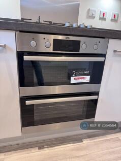 Gas Oven &amp; Hob