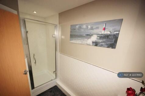 Bed 1 En-Suite
