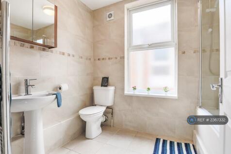Upstairs Bathroom