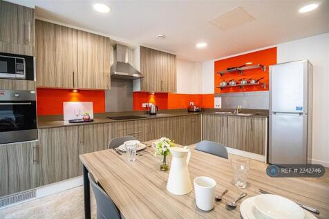 Shared Kitchen/Diner