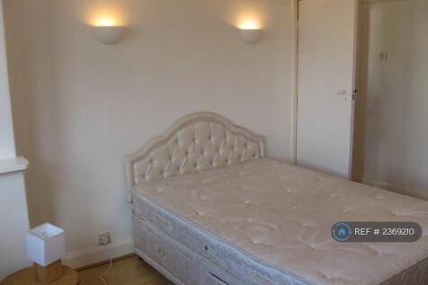 Bedroom Down Front