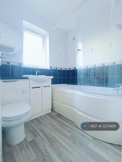 Upstairs Bathroom And Toilet