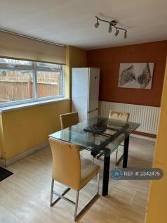 Dining Room &#43; Fridge Freezer