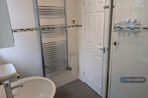 Main Bathroom With Walk In Shower