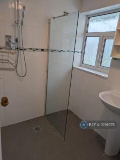 Main Bathroom With Walk In Shower 