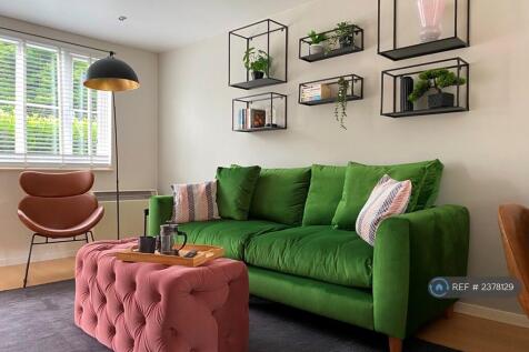 Living Room/Open Plan 