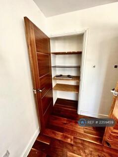 Built In Storage Cuboard In Room 3