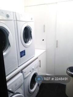 Communal Laundry 
