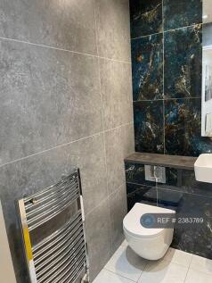 Master En-Suite