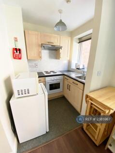 Room 5 - Kitchenette