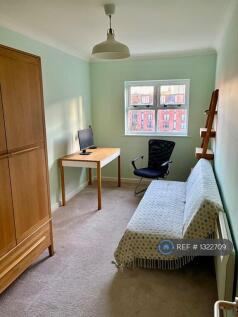 Bedroom 3 / Office