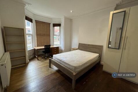 Ground Floor Bedroom 1