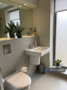 Main Bathroon