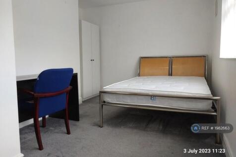 Double Bedroom 2 On First Floor