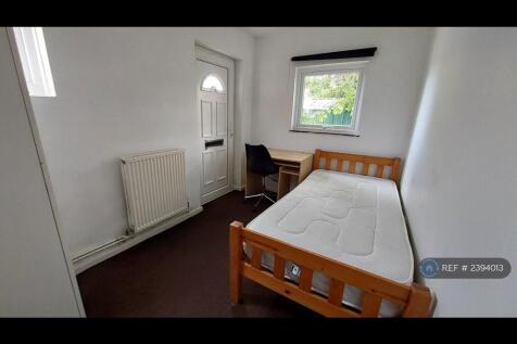 Single Bedroom On Ground Floor