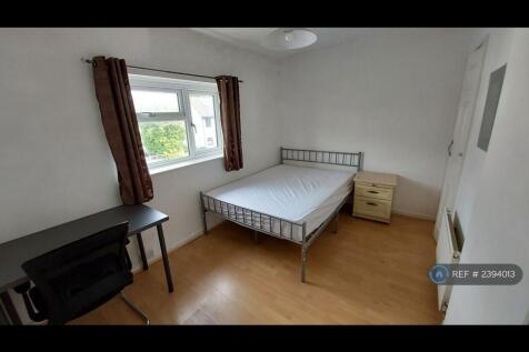 Double Bedroom 2 On First Floor