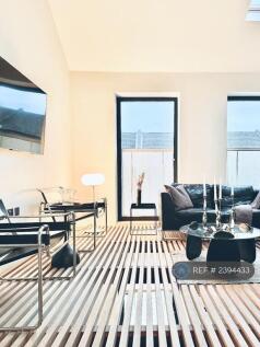 1st Floor Living