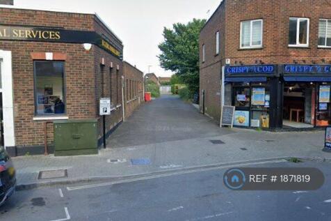 Road Entrance From Lancing Highstreet