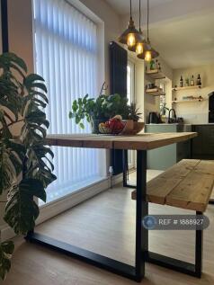 Dining Area - Kitchen