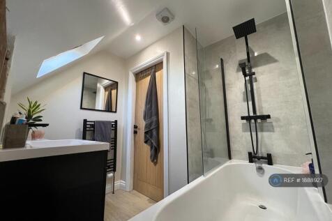 Upstairs Modern 3 Piece Bathroom